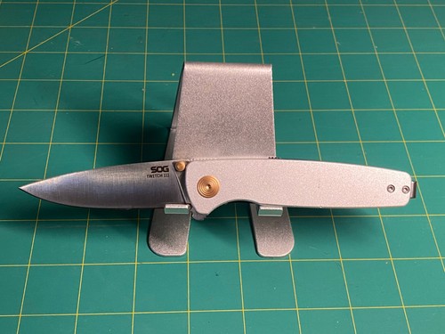 Sog twitch iii folding knife - iii,
